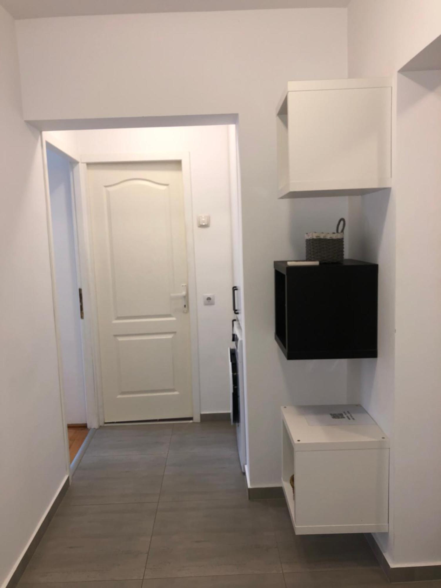 Adrian Home, Central Ploieşti Dış mekan fotoğraf